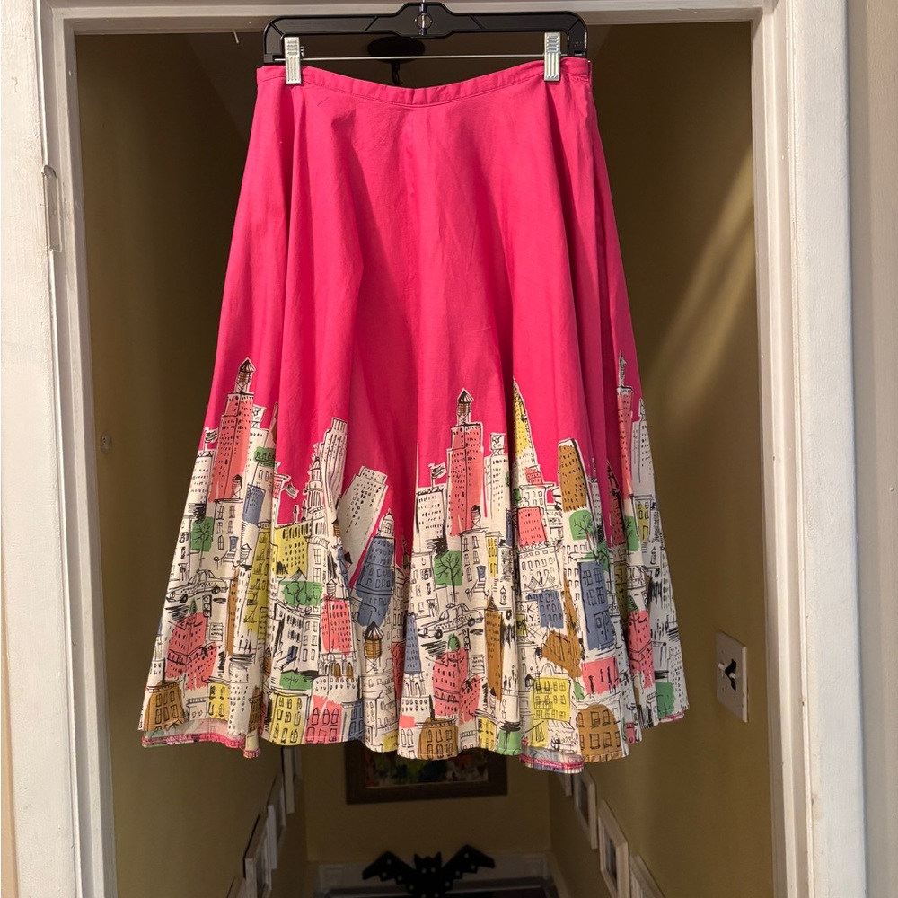 Forever 21 Vibrant Pink Cityscape A-Line Skirt